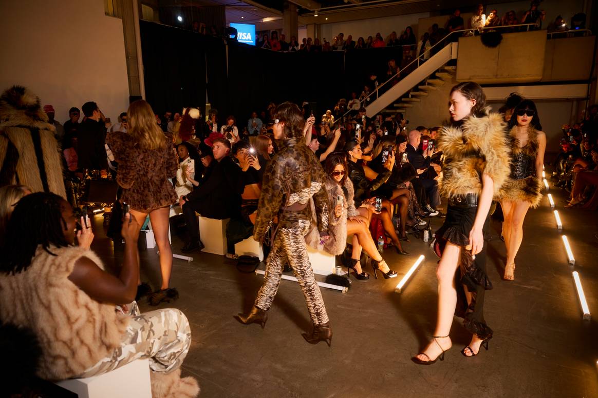 RASHHIIID Show IFW. RASHHIIID Show IFW.