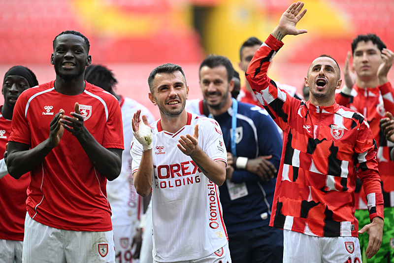 When and what time is the Samsunspor-Dinamo Kyiv match?