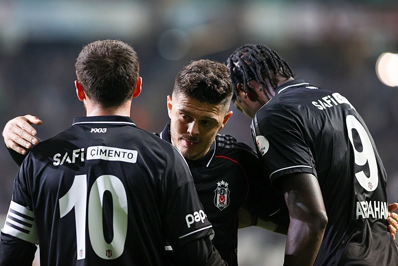 When and what time is Kasımpaşa-Beşiktaş match?
