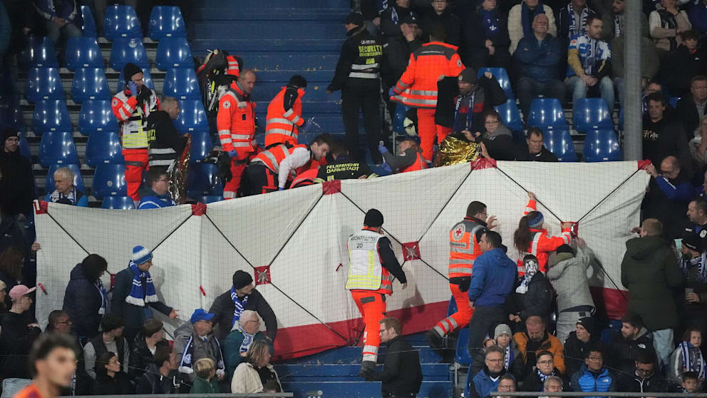 Medizinischer Notfall auf der Tribüne
