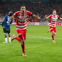 Danilho Doekhi celebrates his winning goal against Arminia Bielefeld (Source: IMAGO / Matthias Koch)