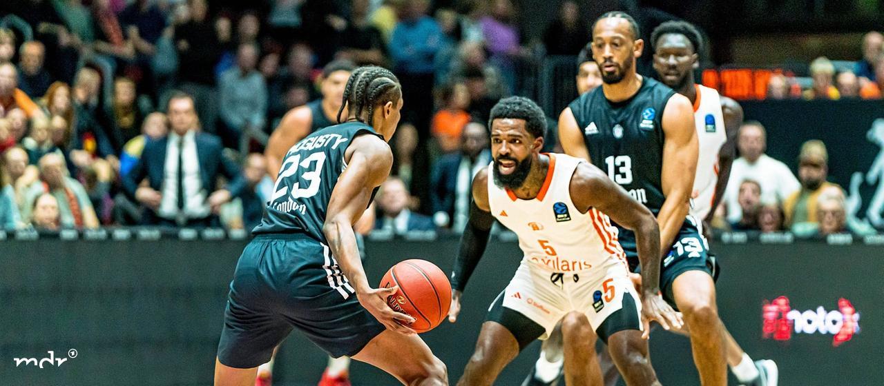 Game scene - BKT EuroCup 2025, Niners Chemnitz vs London Lions 