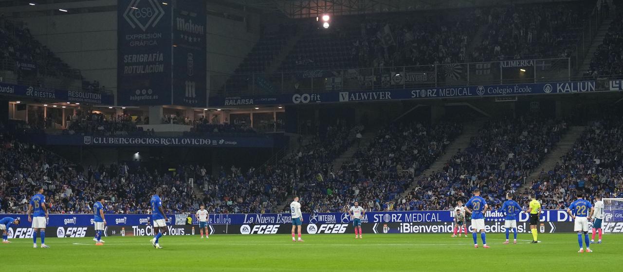 Standstill for 15 seconds: Espanyol Barcelona and Real Oviedo players protest