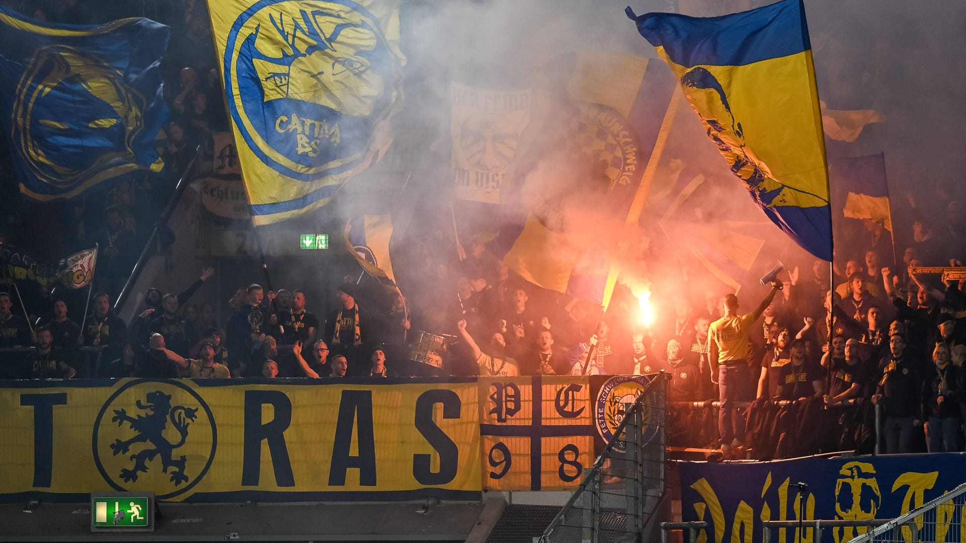 Fans of Eintracht Braunschweig (symbolic image): The club is taking measures.