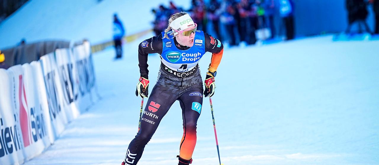 Victoria Carl in action during cross-country skiing