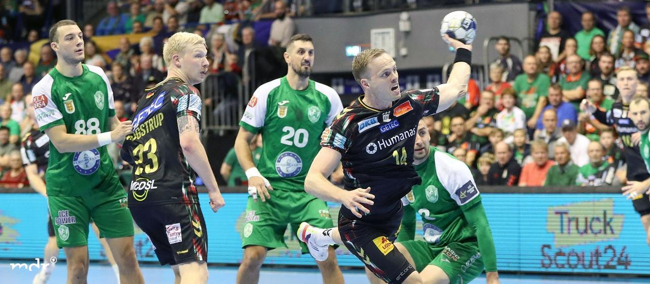 from left Omar Ingi Magnusson Magdeburg, 14 throws goal.