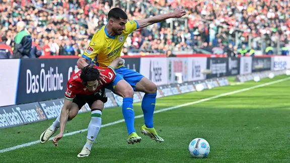 Game scene Hannover 96 against Eintracht Braunschweig