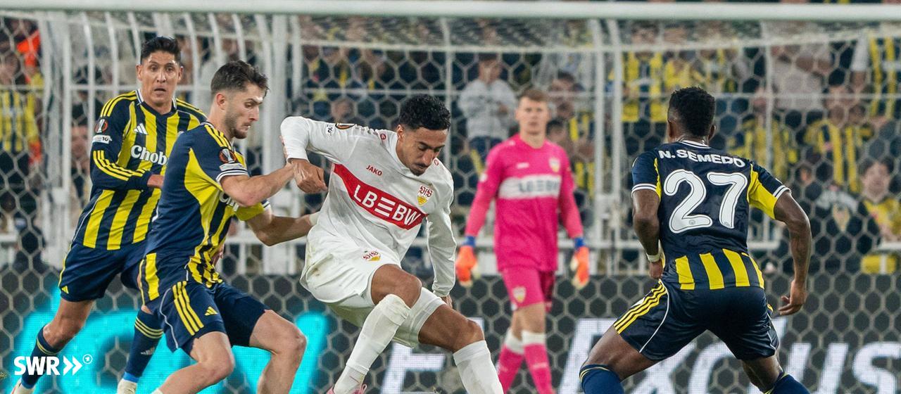 Fenerbahce Istanbul against VfB Stuttgart in the Europa League