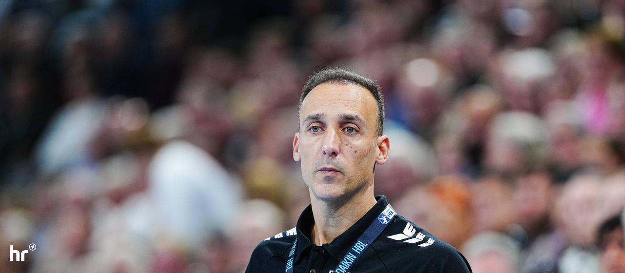 MT coach Roberto Garcia Parrondo