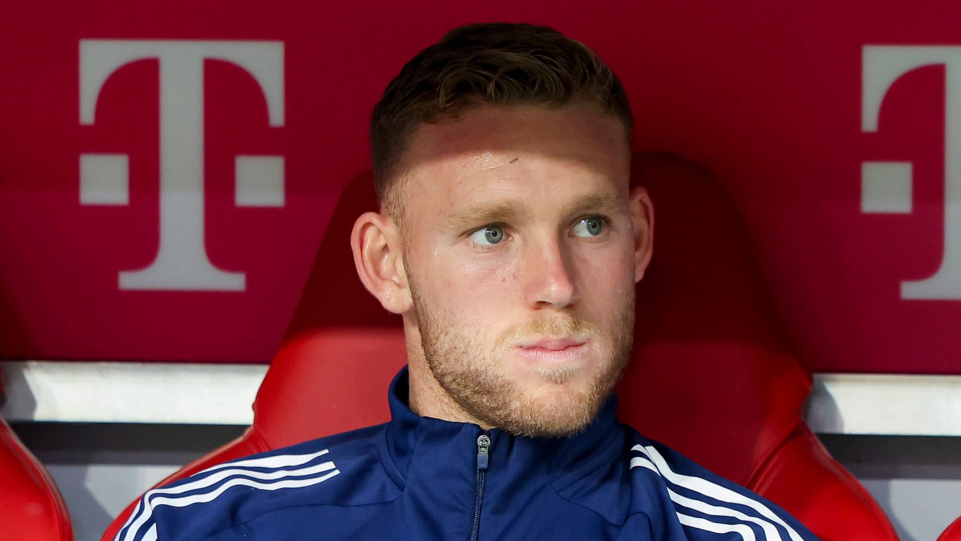 Goalkeeper Daniel Peretz: At Hamburger SV, the Israel national player is currently only on the substitutes' bench.