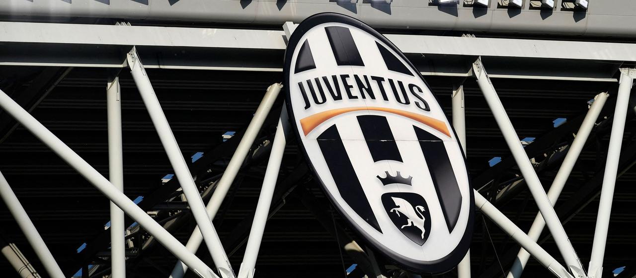 The old club crest of Juventus Turin