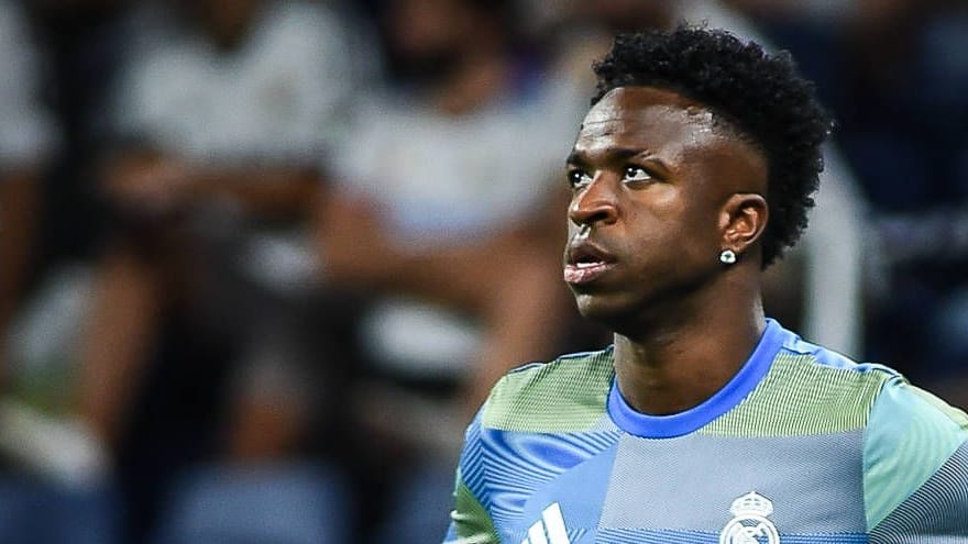 Vinícius Júnior: He is currently with the national team.