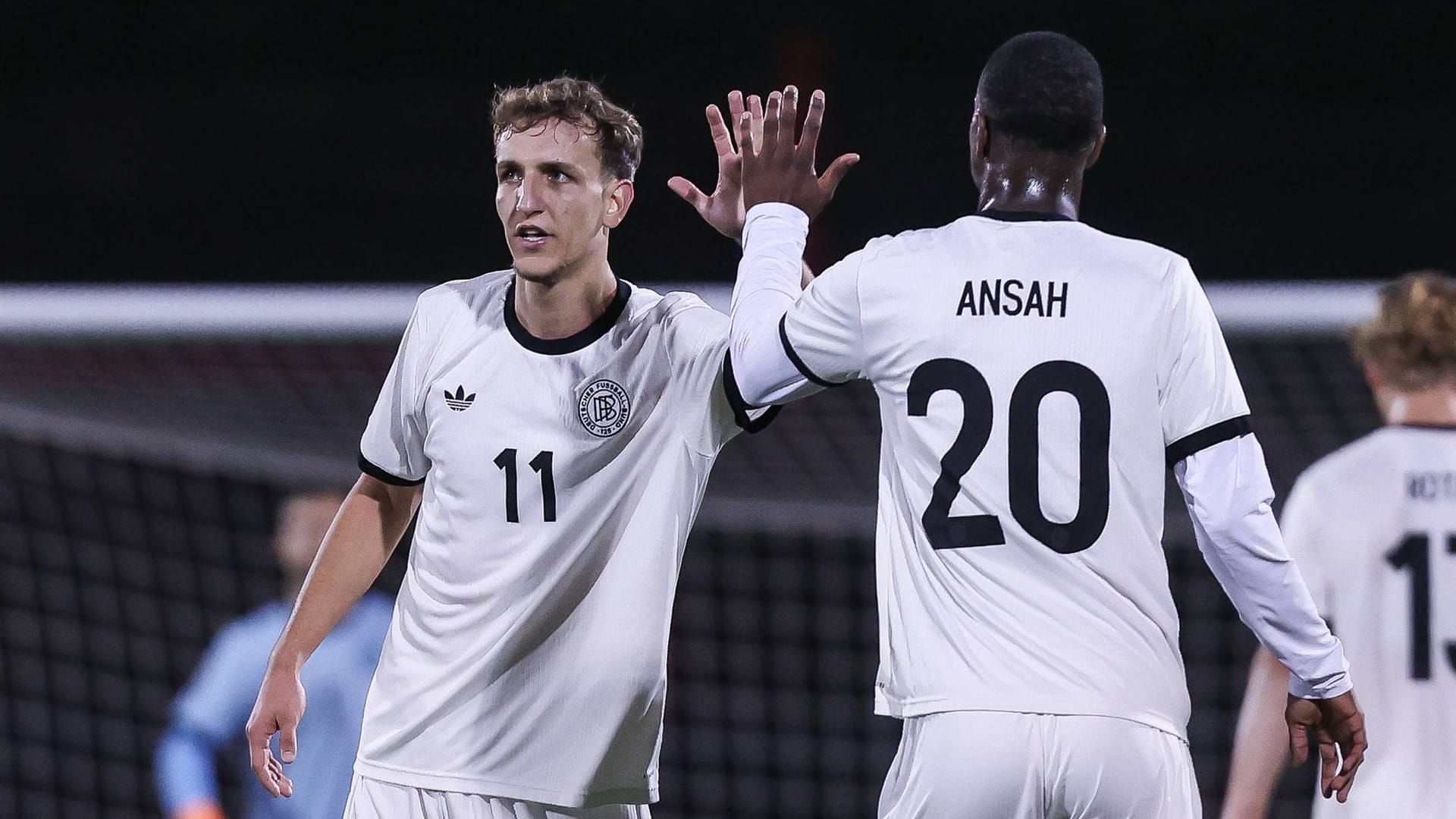 Nelson Weiper (l.) next to Ilyas Ansah: The German team managed to turn things around.
