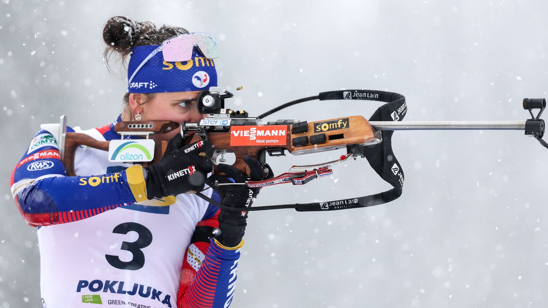 Julia Simon: She is one of the best biathletes in France.
