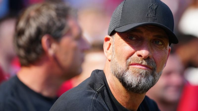 This sight wasn't that long ago: Jürgen Klopp sitting in the dugout before a Liverpool game (archive photo). This sight wasn't that long ago: Jürgen Klopp sitting in the dugout before a Liverpool game (archive photo).
