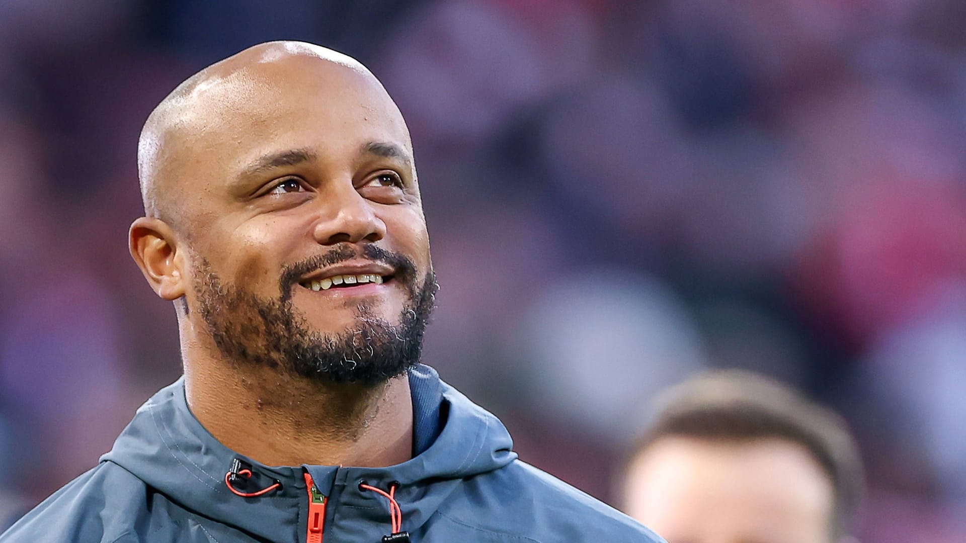 Vincent Kompany: The coach was under contract with FC Burnley before FC Bayern. Vincent Kompany: The coach was under contract with FC Burnley before FC Bayern.