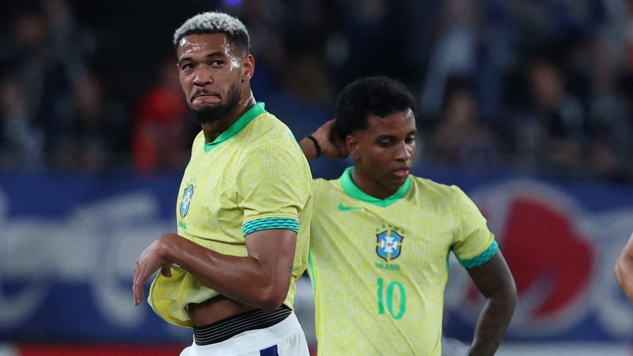 Joelinton (l.) next to Rodrygo: They couldn't prevent the defeat.