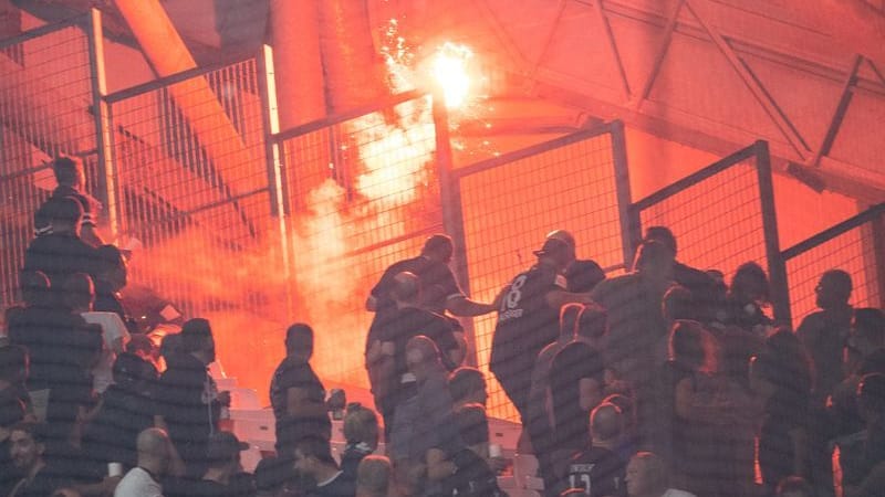 In Tel Aviv, the football city derby was canceled after riots. (symbol image)