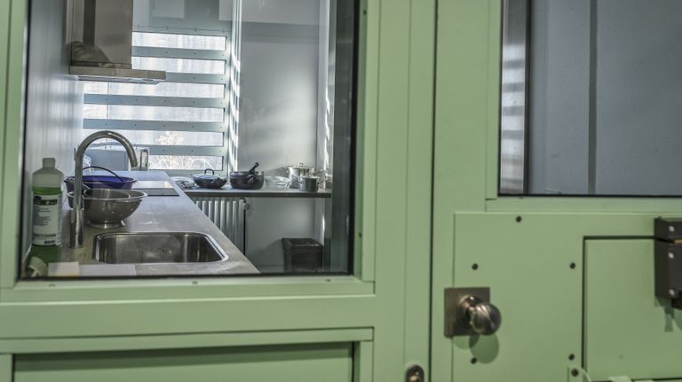 Kitchen in the EBI (photo: DJI Custodial Institutions Service).