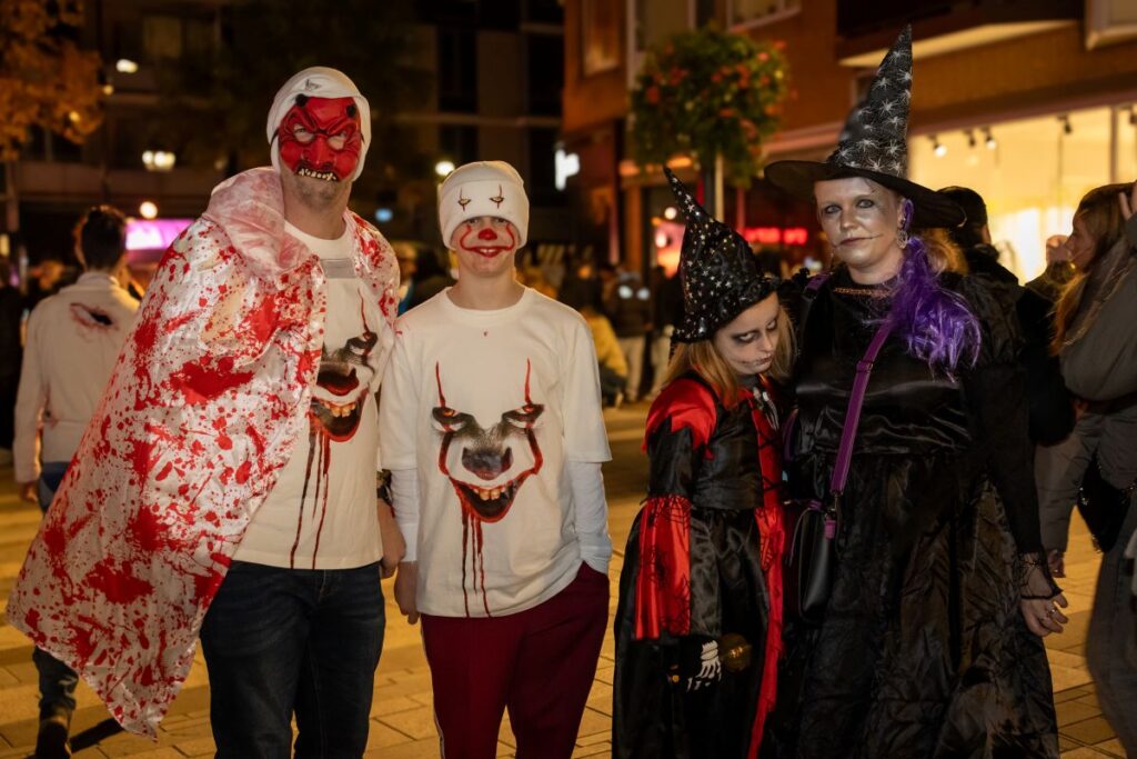 Halloween Walk 2025 Zoetermeer. Photo: in the Zoetermeer neighborhood / Samira Geerdinck