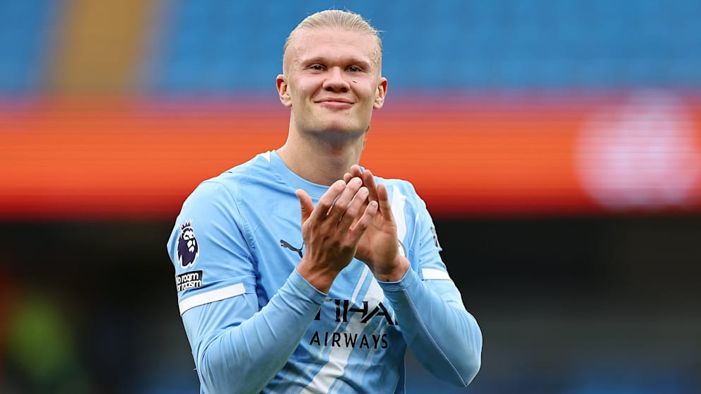 Schießt auch diese Saison alles in Grund und Boden: Citys Erling Haaland (25)