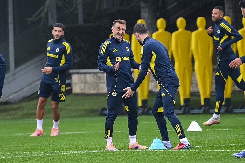 On which channel is the Viktoria Plzen - Fenerbahçe match?