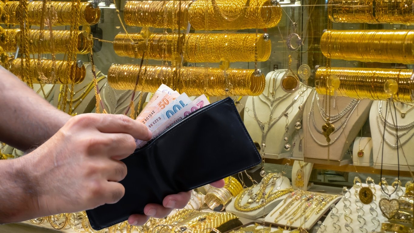 Gold started the day with an increase. November 7, 2025