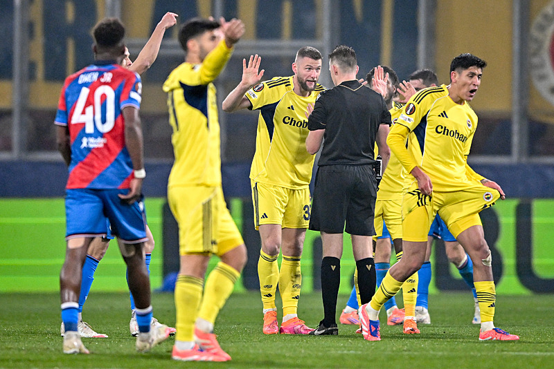 On which channel is the Fenerbahçe-Kayserispor match on?