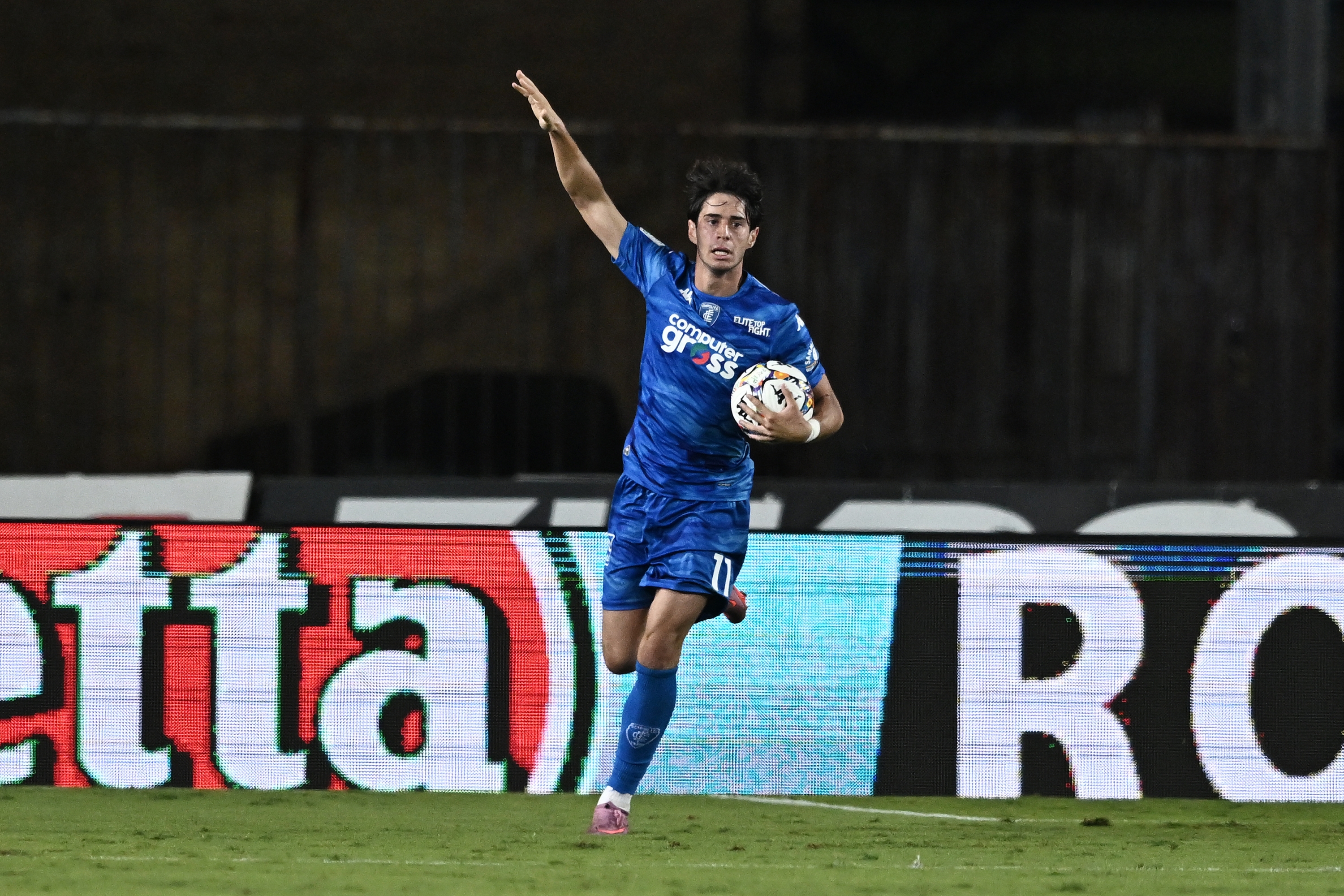 during the Serie B match between Empoli and Carrarese at Carlo Castellani stadium - Computer Gross Arena, Italy - Sunday 28 September 2025. Sports - Football. (Photo Lapresse)