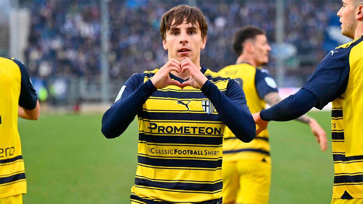 Adrián Bernabéu shines at Parma