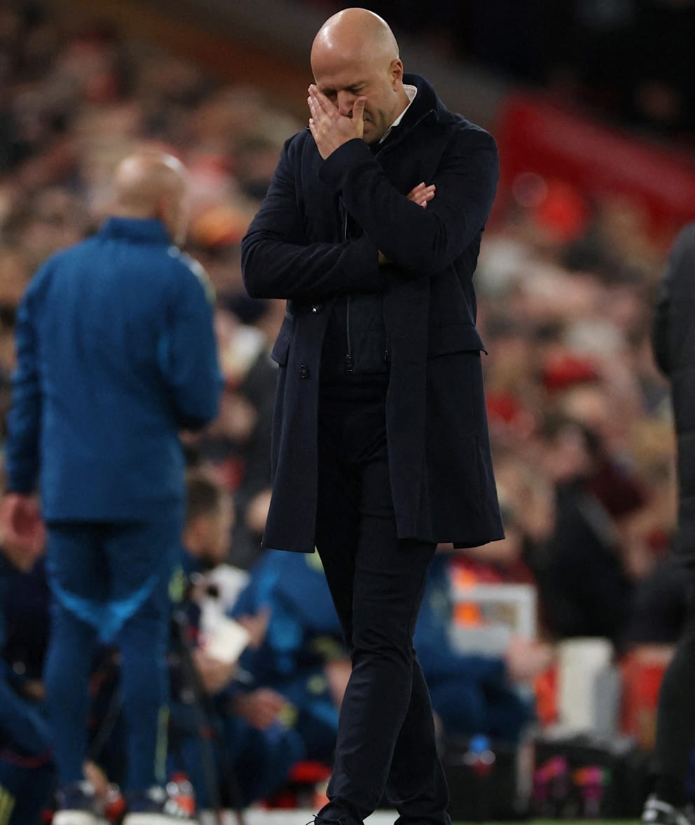 Liverpool-Trainer Arne Slot (47)
