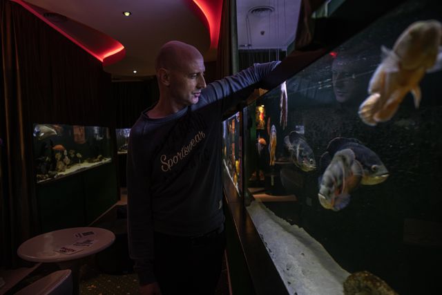 Roman Dubinin, owner of the Kramatorsk aquarium. 