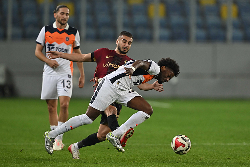 On which channel is the Başakşehir-Trabzonspor match on?