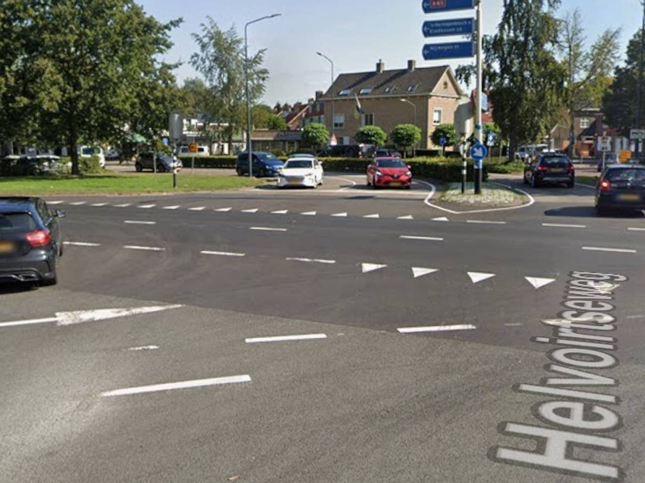 https://api.omroepbrabant.nl/img/f/$width$/$height$/0.50/0.50/cmV2aXNpb25zLzQ3OTQ0ODUtMS5qcGc_c2U9MjA0NS0wMS0wMVQxMCUzQTQwJTNBMDBaJnNpZz0ycDNVNXZ 2JTJGYiUyQjclMkJyeUdLTFNDdzFHZGUyaEdXd2RFQ2lZRFBMZk11eHcwJTNEJnNwPXImc3B yPWh0dHBzJnNyPWImc3Q9MjAyNS0wMS0wMVQxMCUzQTQwJTNBMDBaJnN2PTIwMjAtMTAtMDI=
