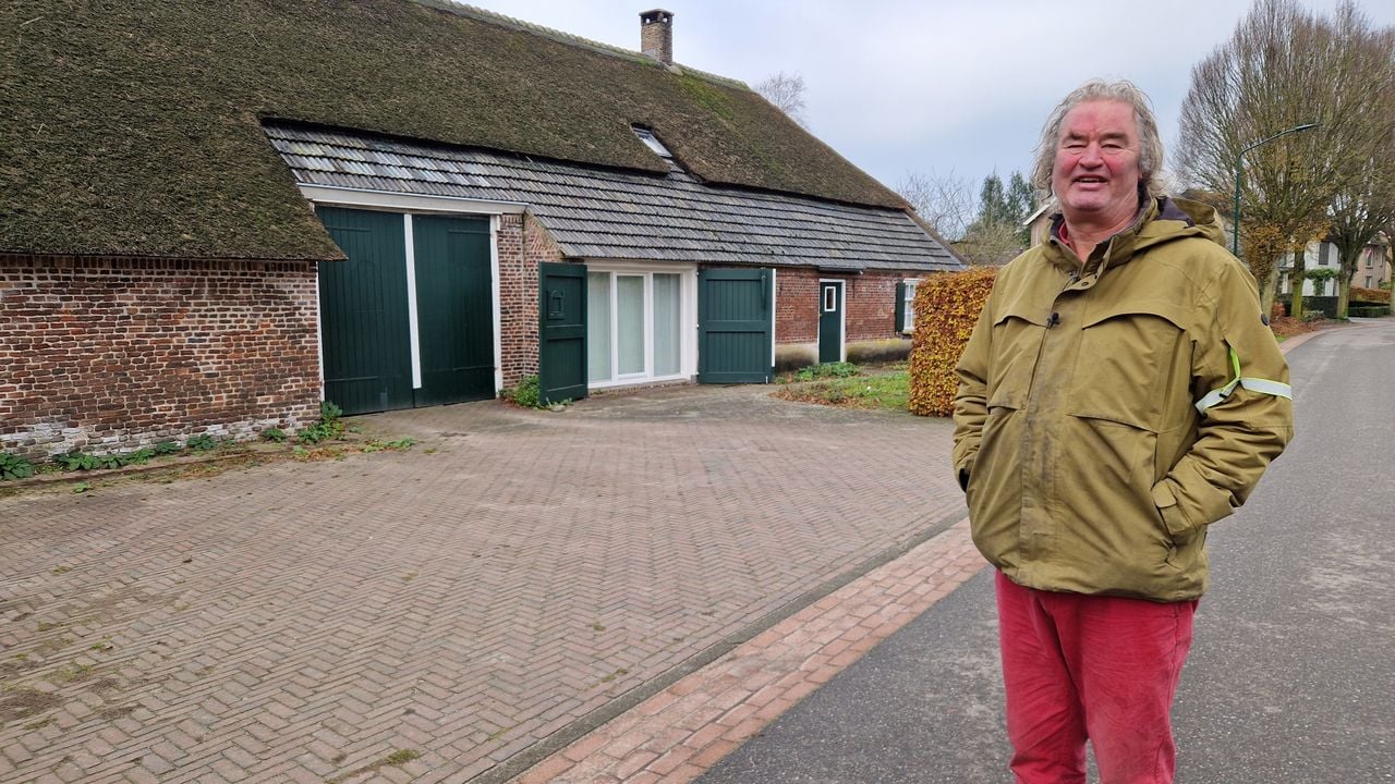 Artist Maarten van den Elzen at the farm in Nistelrode. 