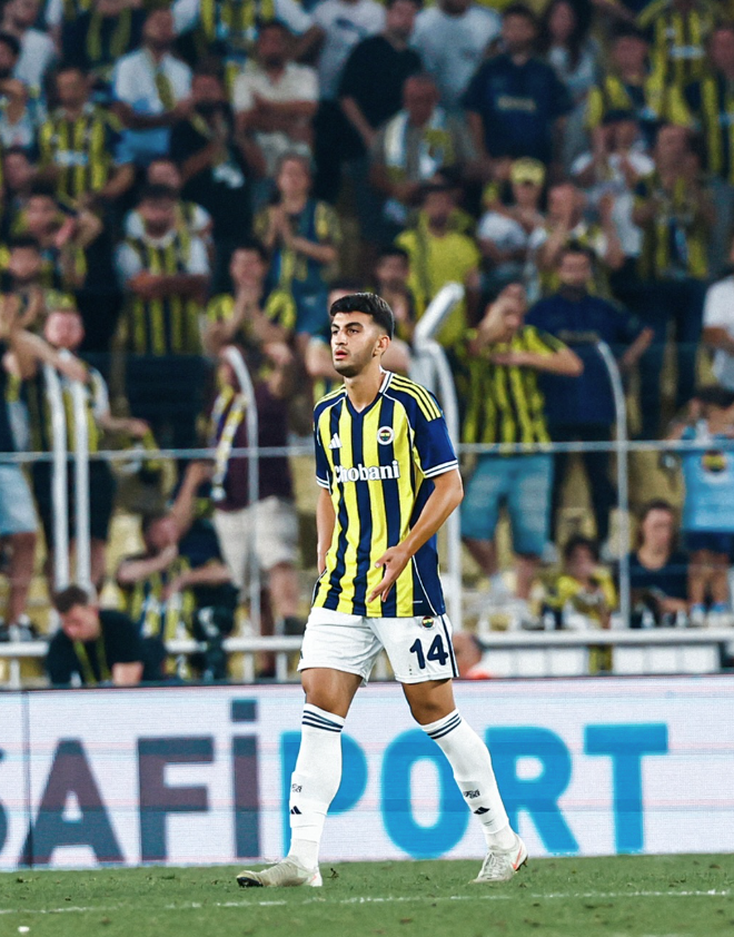 Yiğit Efe Demir Fenerbahçe