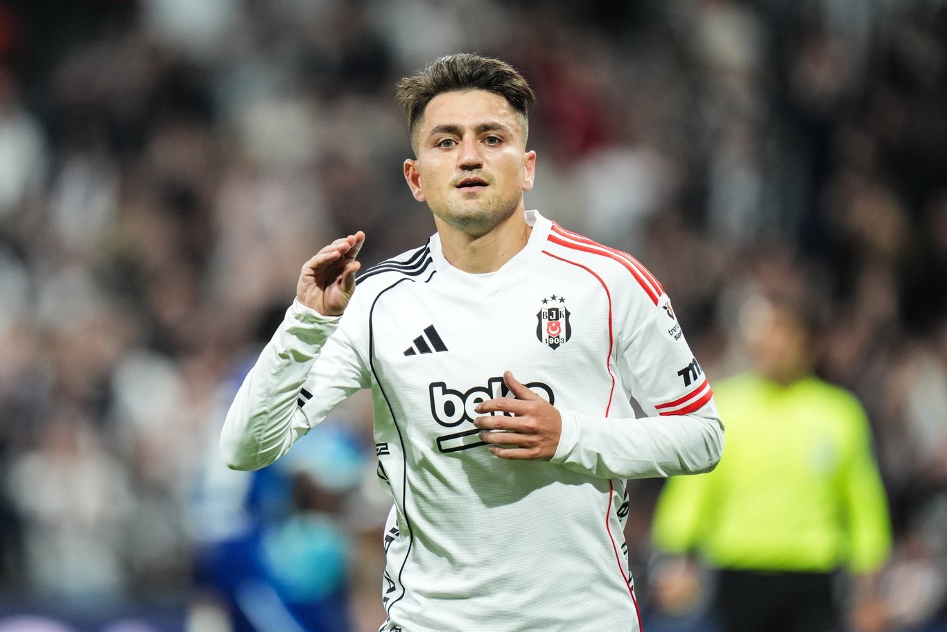 What channel is the Fatih Karagümrük-Beşiktaş match on?
