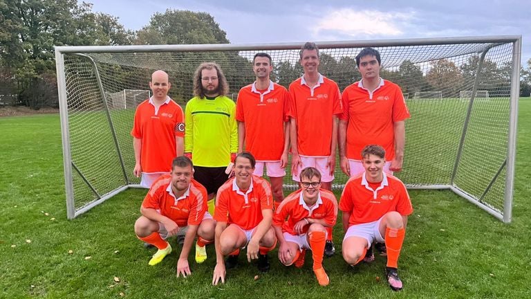 Joey (top right) and his teammates will play soccer at the Special Olympics Kingdom Games (photo: UDI'19).