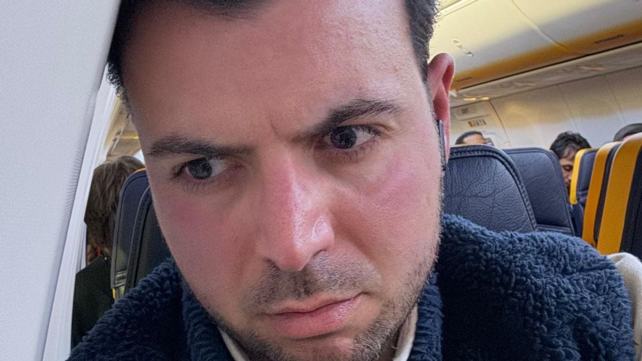 No panic, rather annoyance for Melih and his fellow passengers (photo: Melih Ozcubukcu)