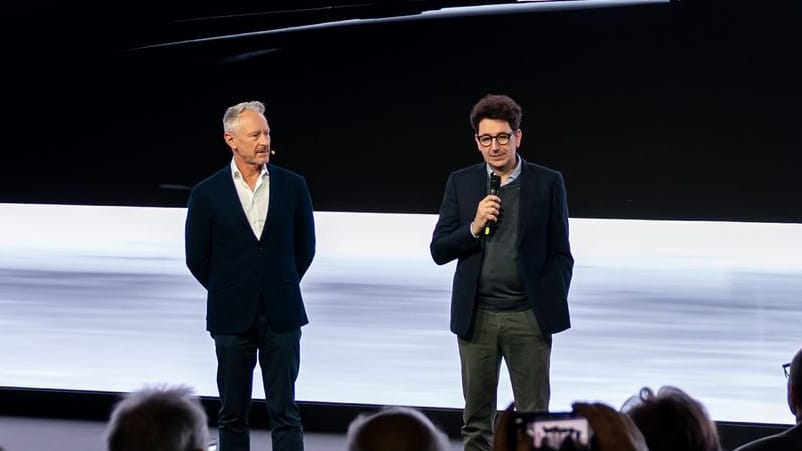 Big goals: Audi team boss Jonathan Wheatley (left) and project manager Mattia Binotto at the presentation of the Formula 1 concept car R26.