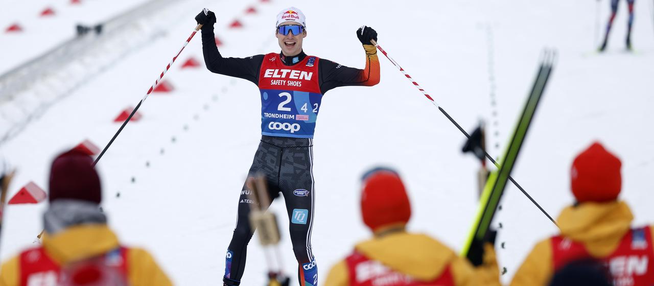 Vinzenz Geiger celebrates at the finish