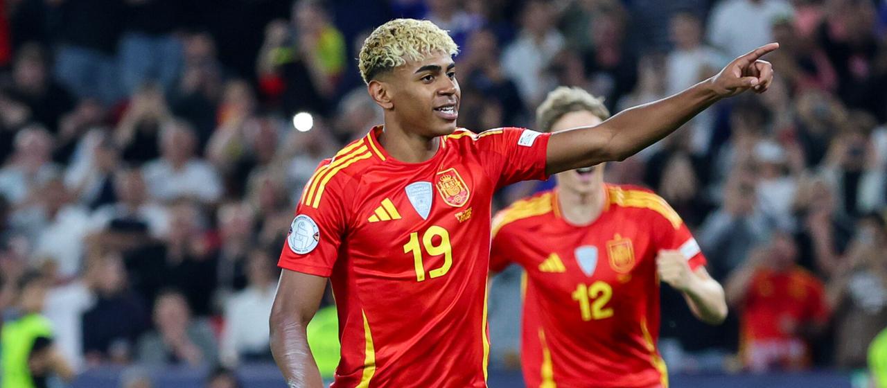 Spain's Lamine Yamal celebrates