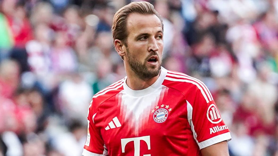 Harry Kane in the FC Bayern jersey: The goalscorer moved from Tottenham Hotspur to Munich in 2023 for 100 million euros.