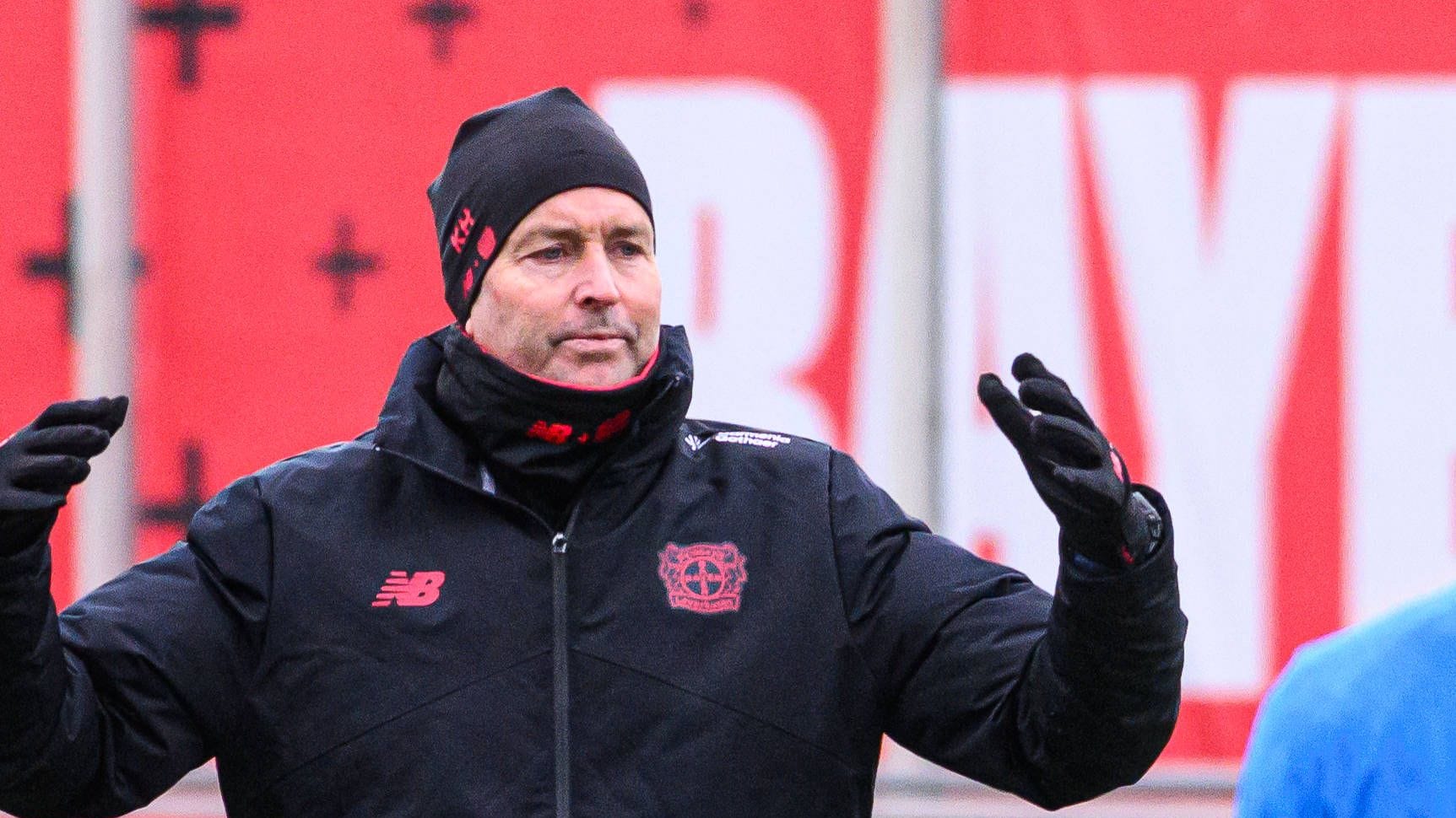 Kasper Hjulmand: The Leverkusen head coach and his team have to survive at Manchester City.