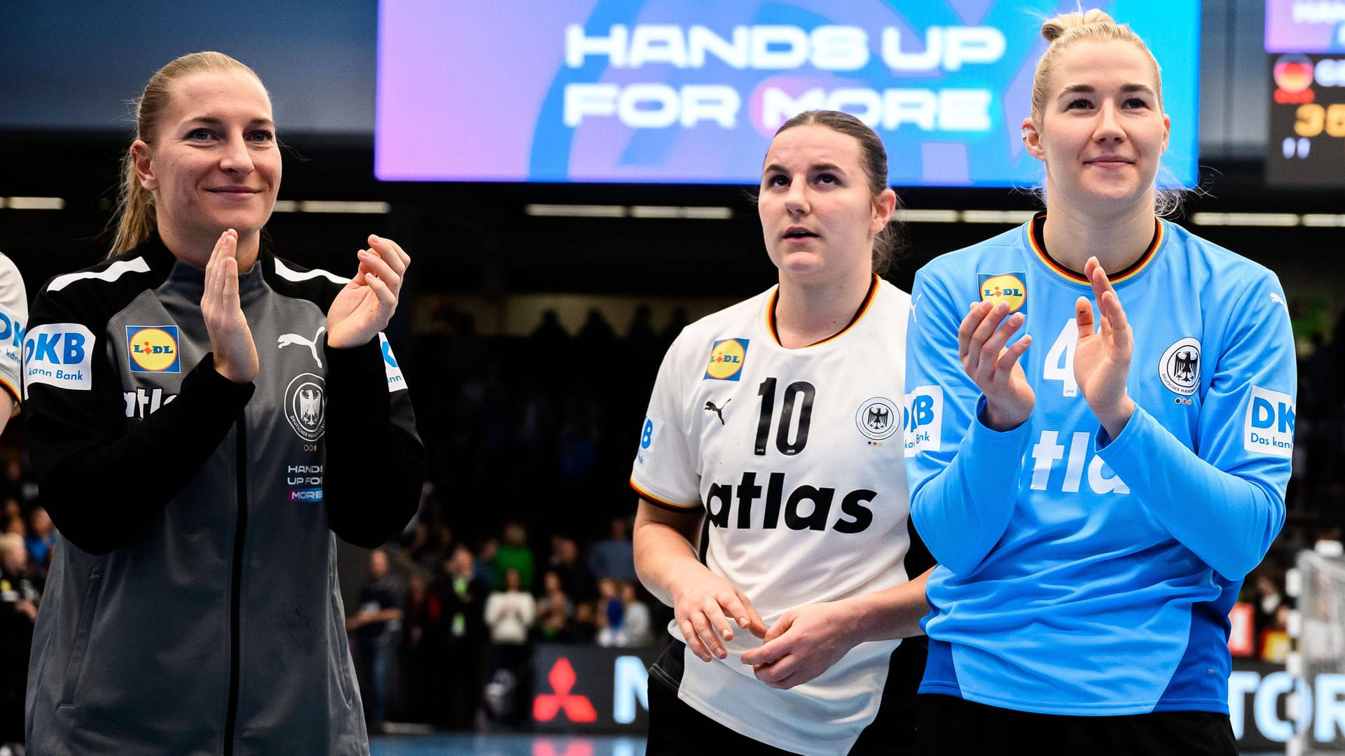 The German handball women after the international match against Switzerland at the weekend: They want to at least reach the semi-finals at the home World Cup.