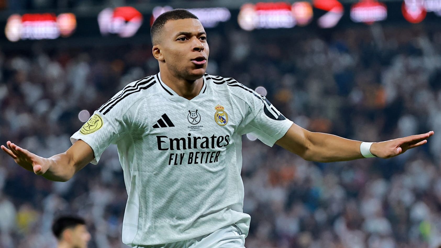 SOCCER SPAIN BAR RMA/REPORT