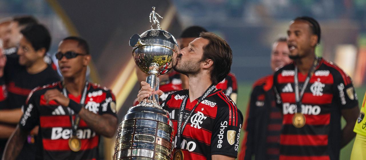 Cheers at Flamengo