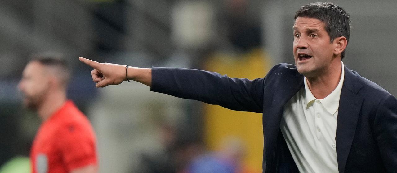 Coaches at Inter Milan: Cristian Chivu