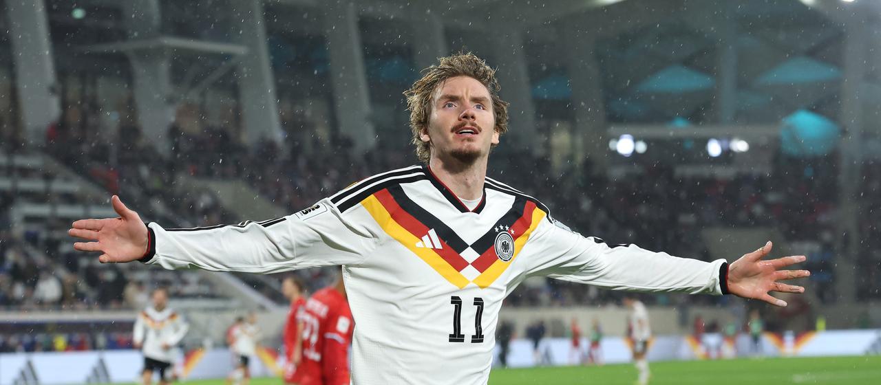 Nick Woltemade celebrates his goal