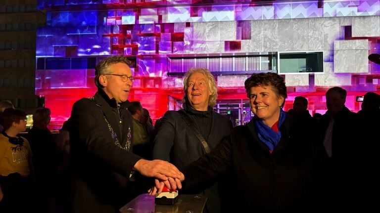 Mayor Dijsselbloem (left), Ronald Ramakers (middle) and King's Commissioner Ina Adema (photo: Rogier van Son). 